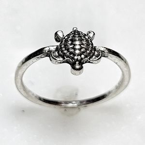 Turtle Crush Ocean Wave Silver Midi Ring Size 4.5